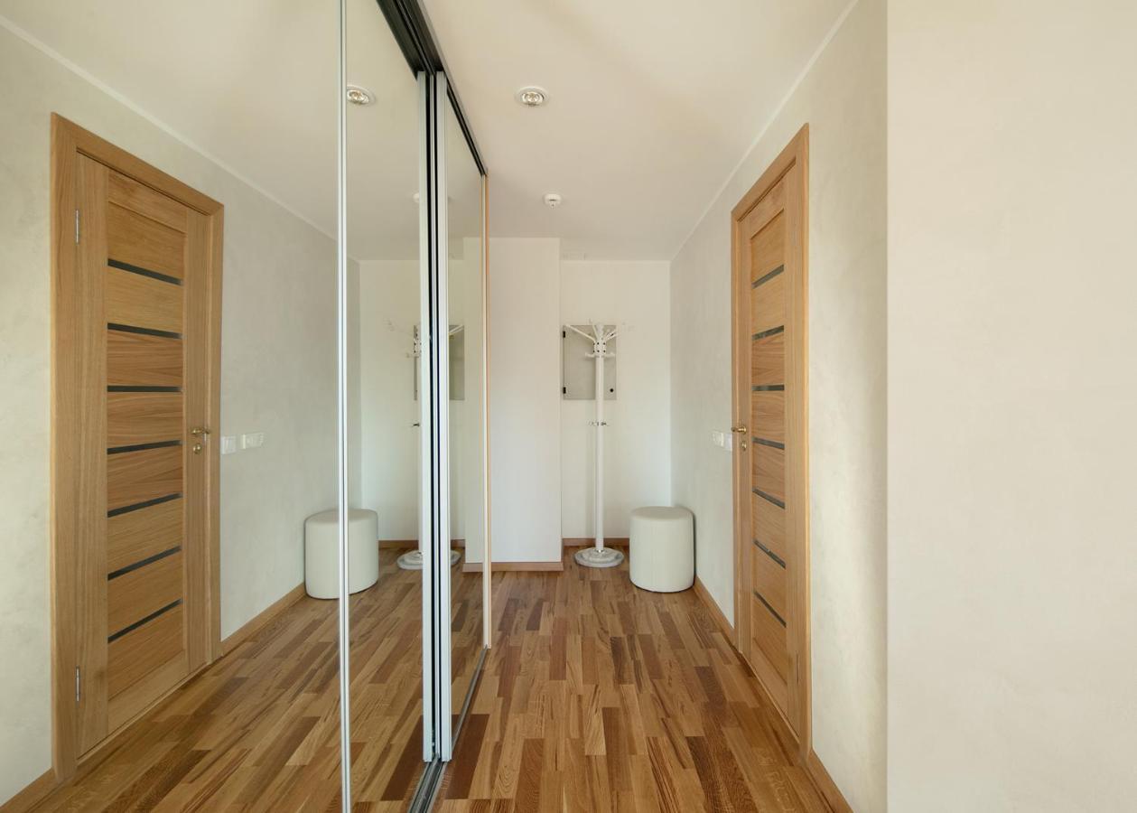 Cozy Lootsi Residence With Sauna And Balcony - Tallinn City Centre Buitenkant foto