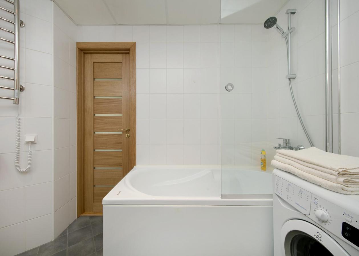 Cozy Lootsi Residence With Sauna And Balcony - Tallinn City Centre Buitenkant foto