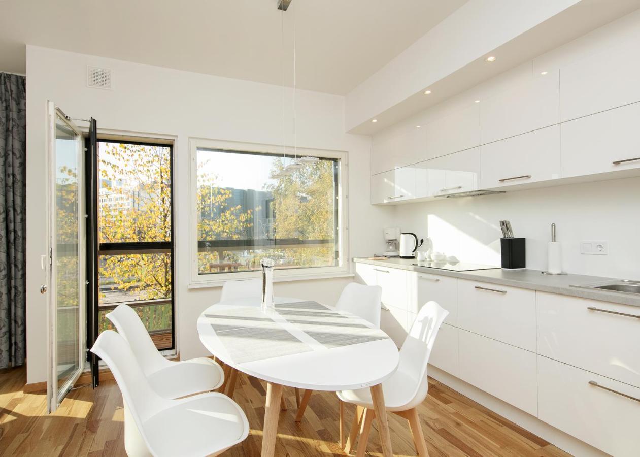 Cozy Lootsi Residence With Sauna And Balcony - Tallinn City Centre Buitenkant foto
