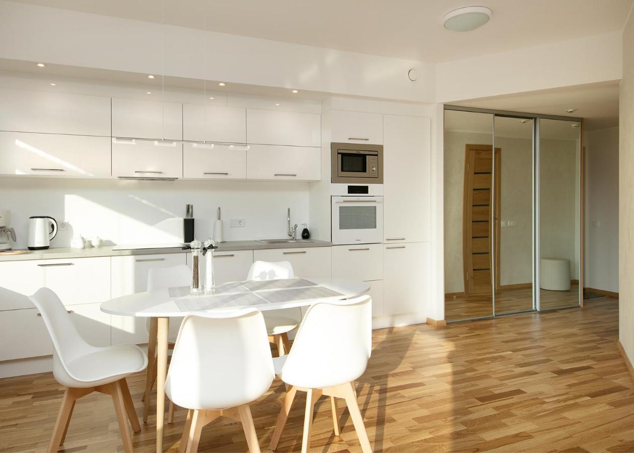 Cozy Lootsi Residence With Sauna And Balcony - Tallinn City Centre Buitenkant foto
