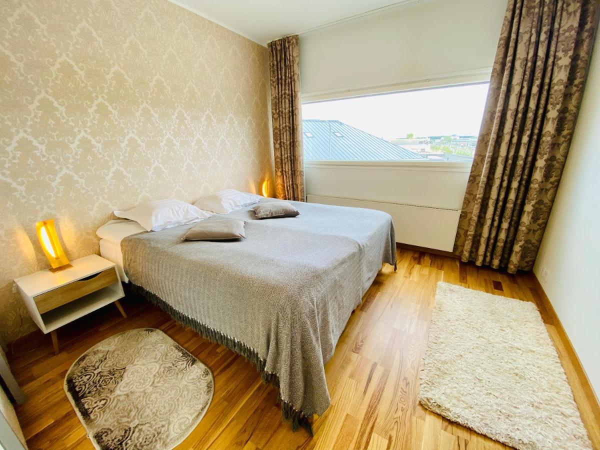 Cozy Lootsi Residence With Sauna And Balcony - Tallinn City Centre Buitenkant foto